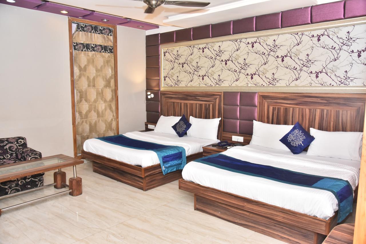 Hotel Deep Канпур Экстерьер фото