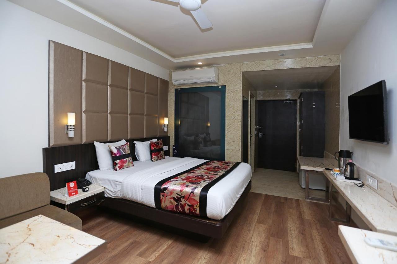 Hotel Deep Канпур Экстерьер фото