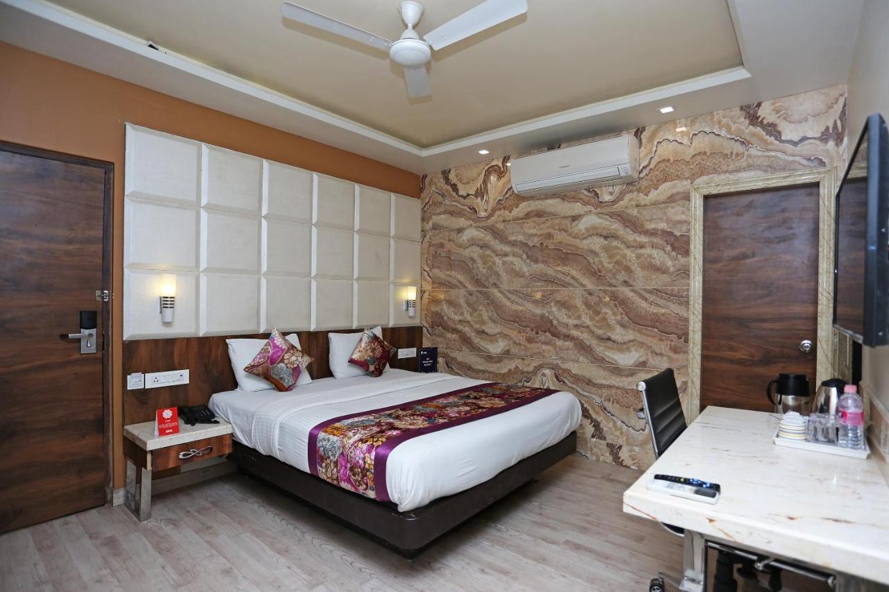 Hotel Deep Канпур Экстерьер фото